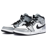 【 】 Jordan Air Jordan 1 Mid 811