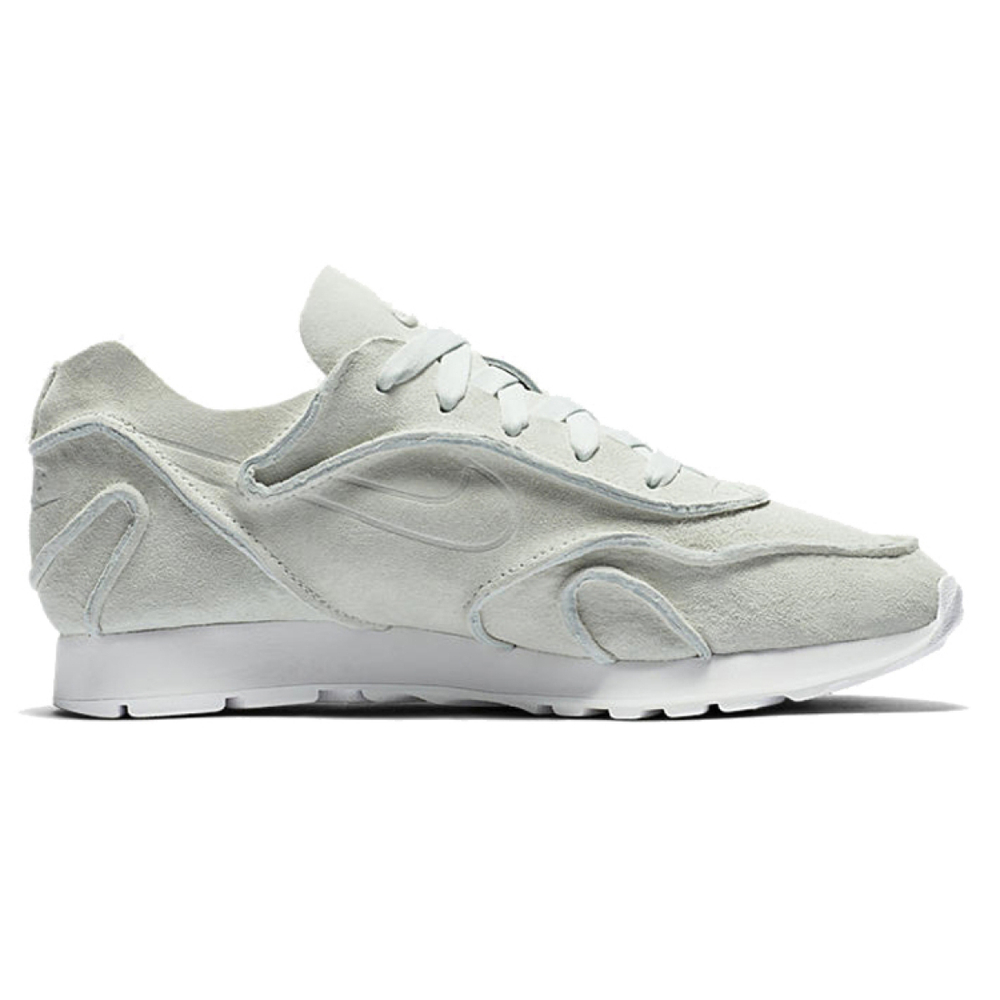 Nike Outburst