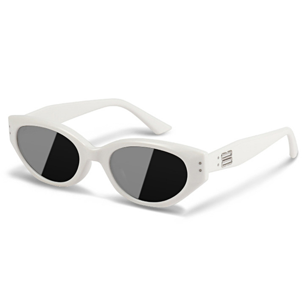 【 】 upthree TR/