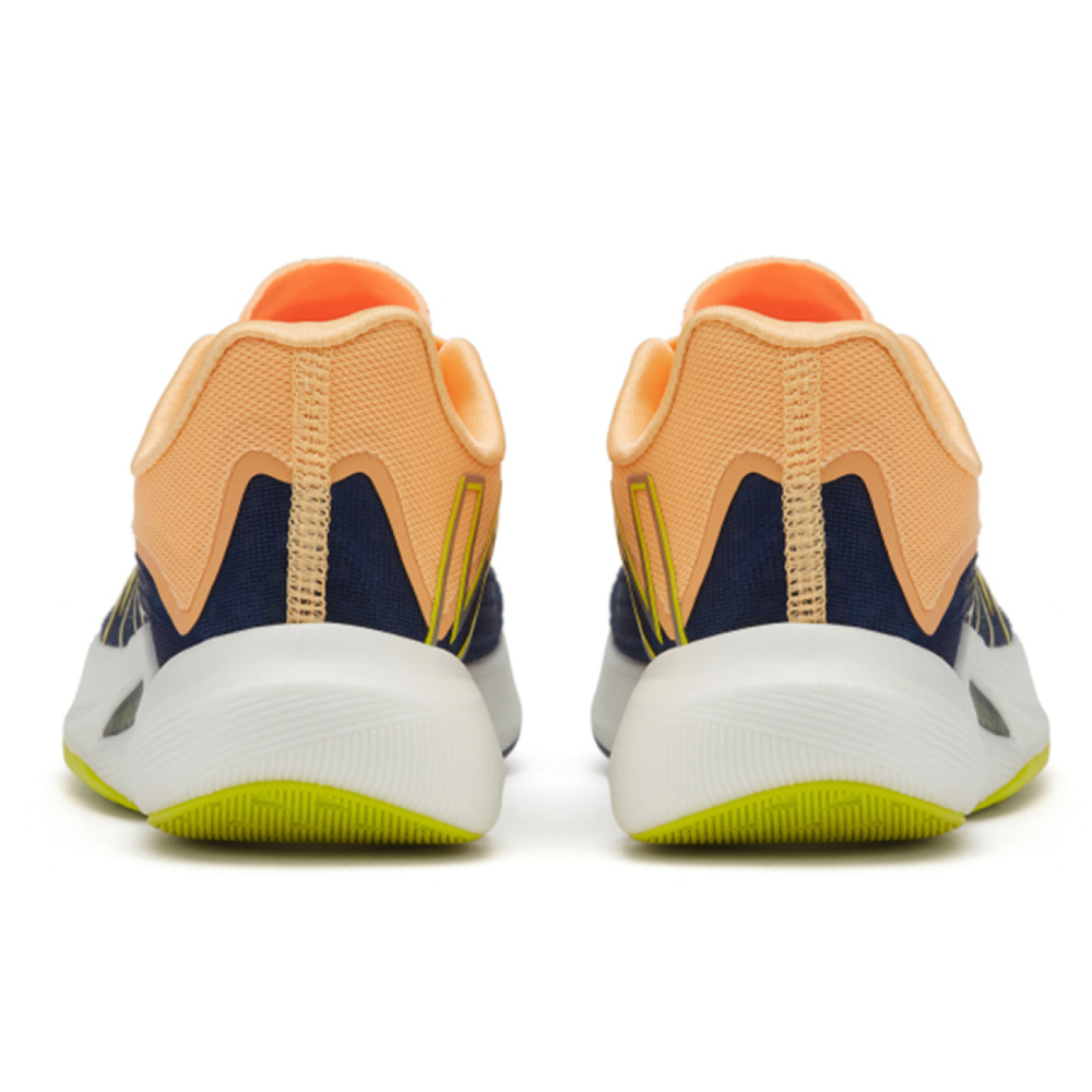 New Balance NB FuelCell Rebel V2