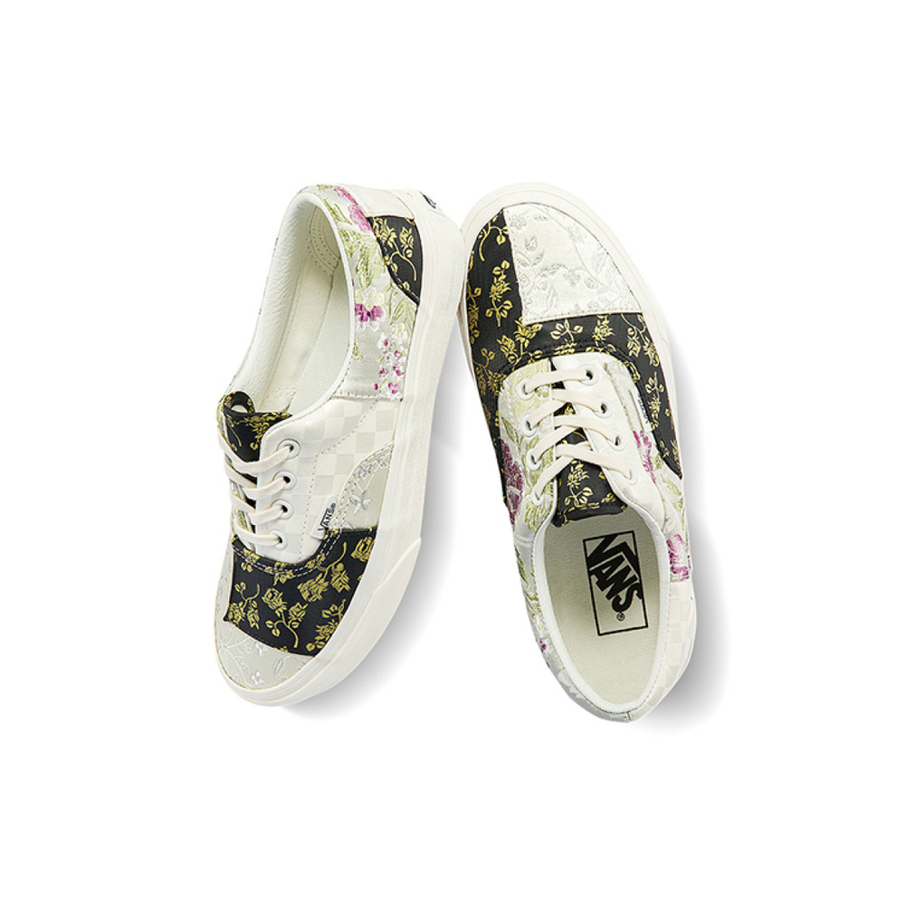 Vans Era