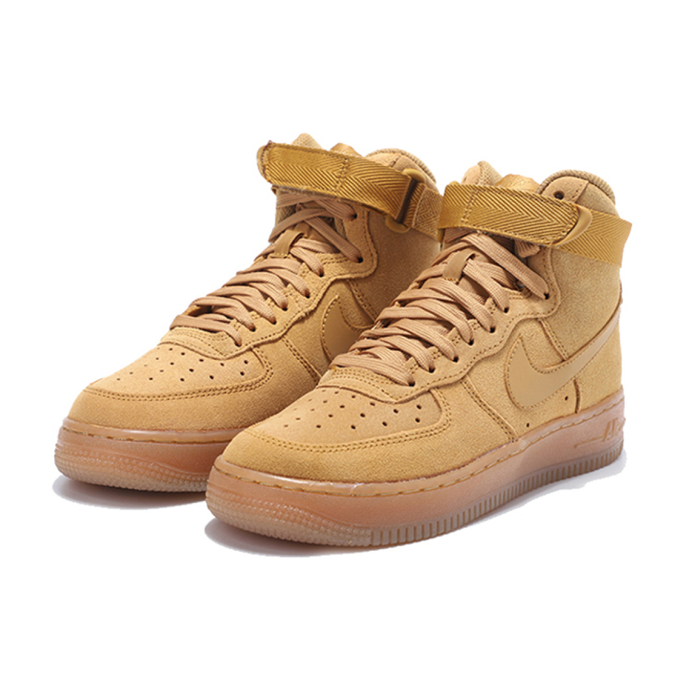 Nike Air Force 1 LV8 3
