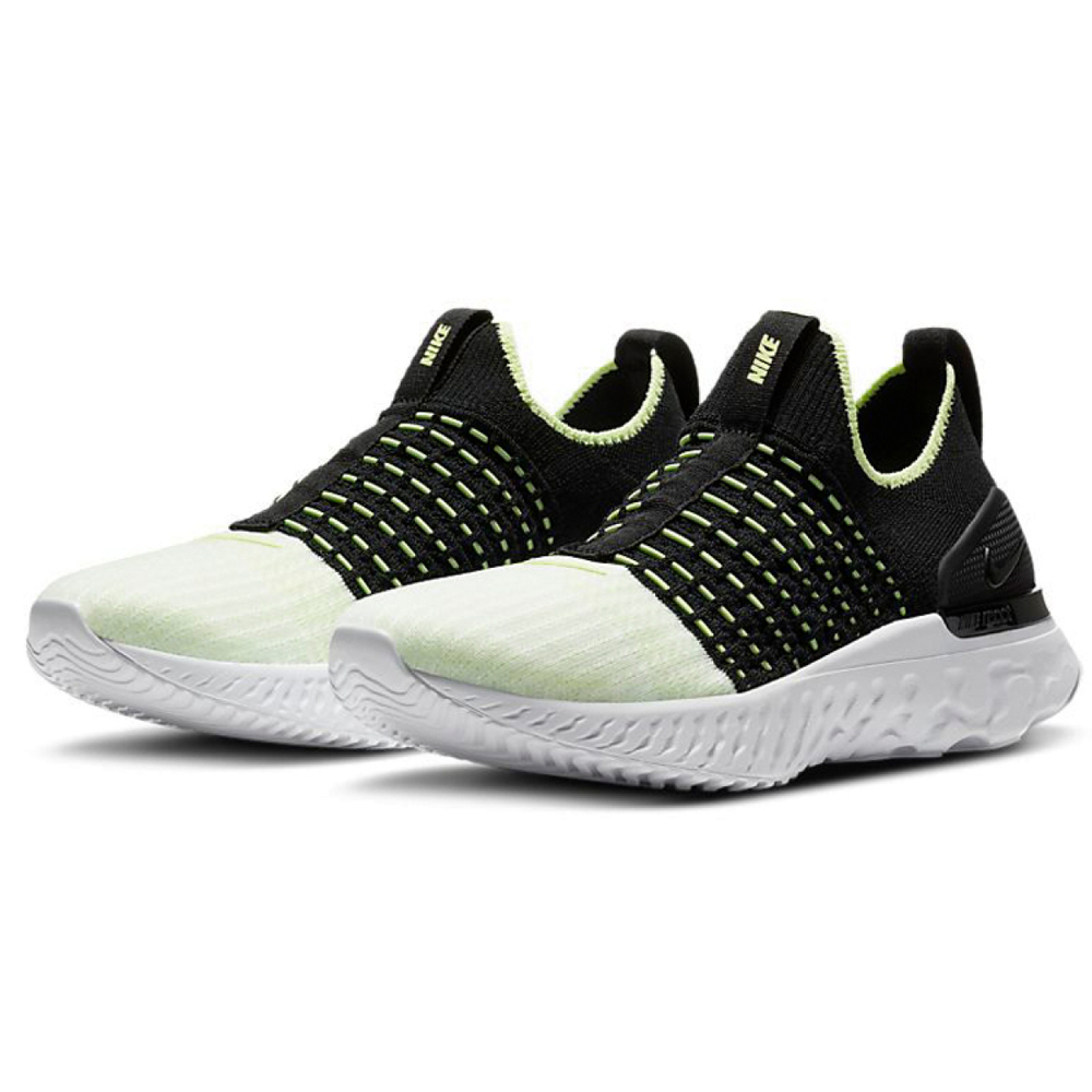 Nike React Phantom Run Flyknit 2