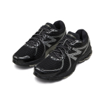 New Balance NB 860