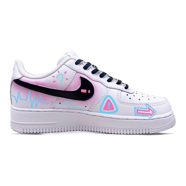 【 】 Nike Air Force 1 LE