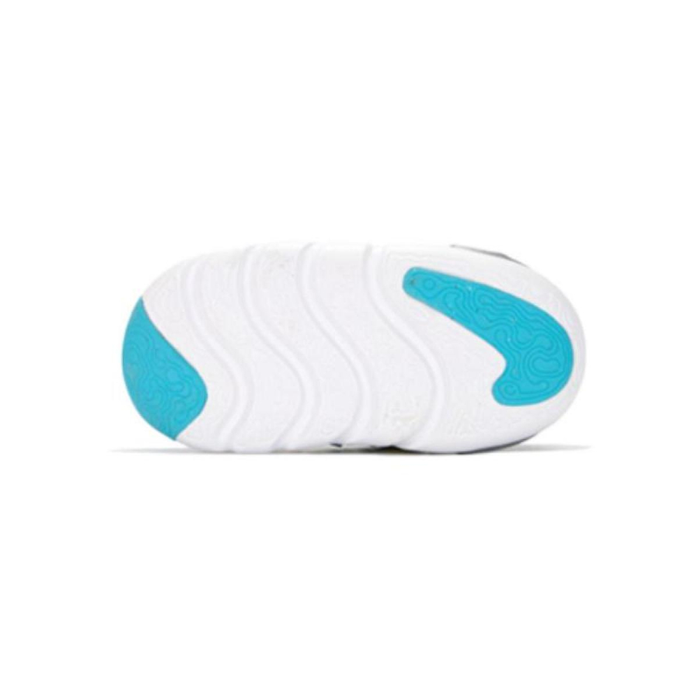 Nike Dynamo GO