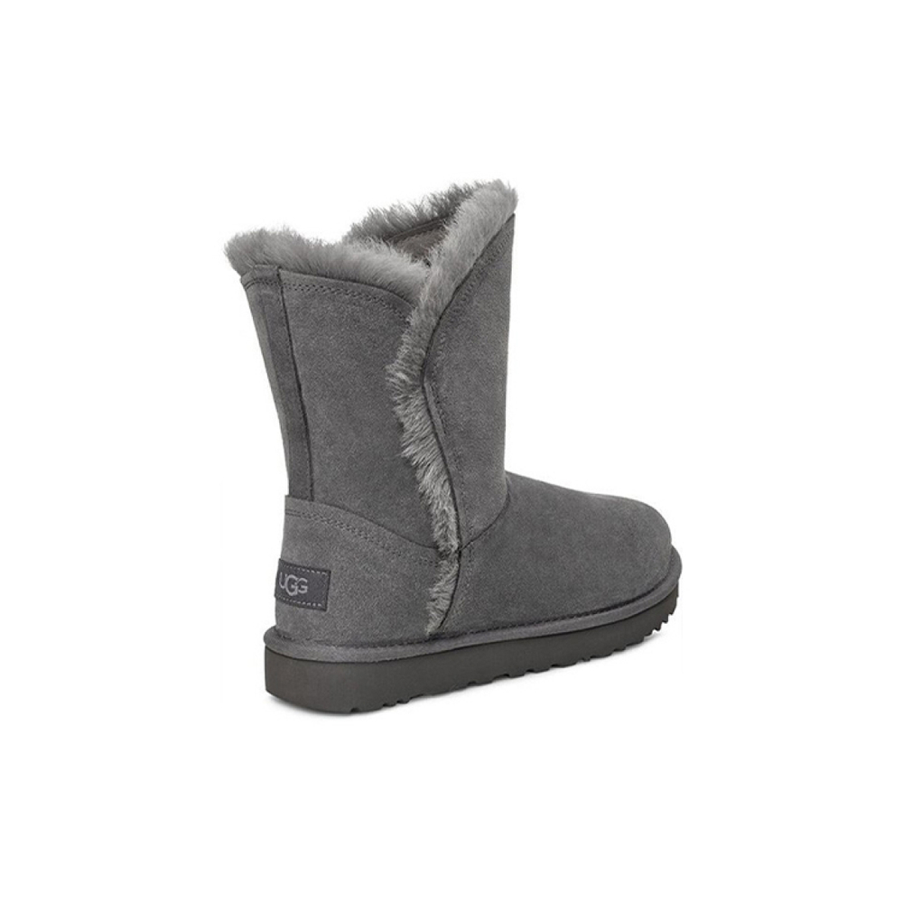 UGG CLASSIC SHORT
