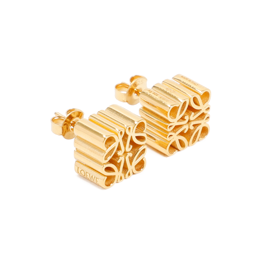 LOEWE Anagram