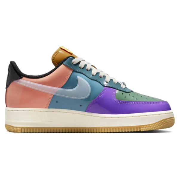 UNDEFEATED x Nike Air Force 1
