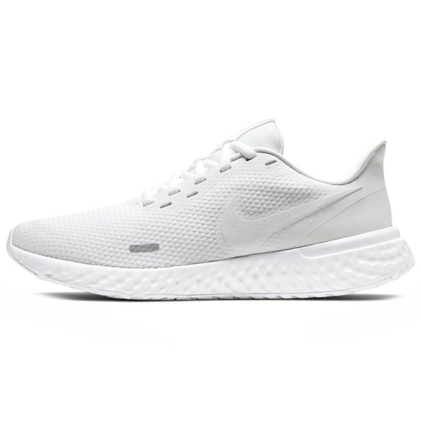 Nike REVOLUTION 5