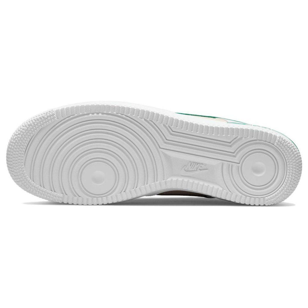 Nike Air Force 1 '07 lv8 emb
