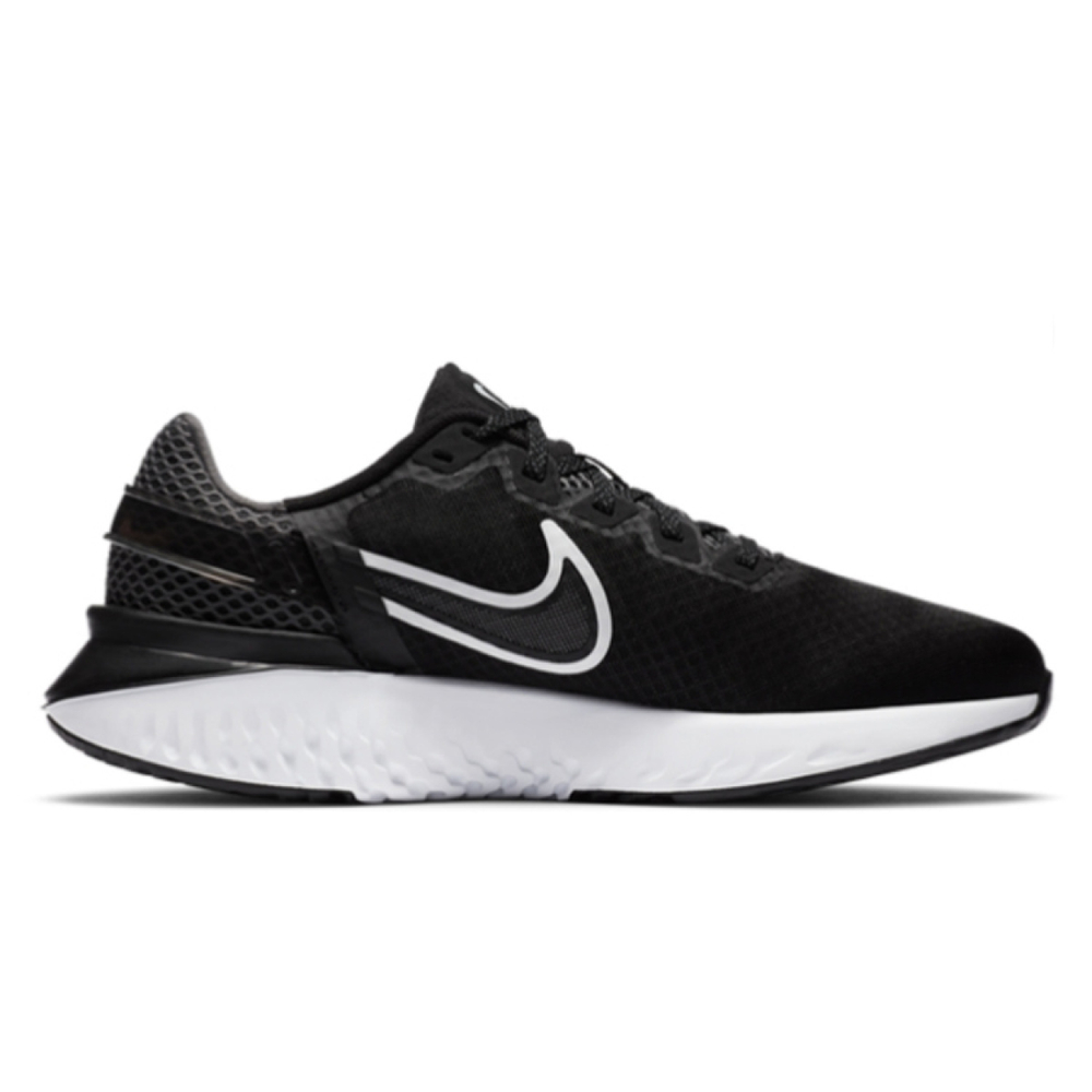 Nike Legend React 3