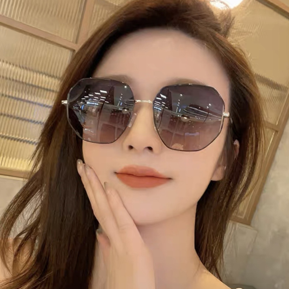 MUYKUY