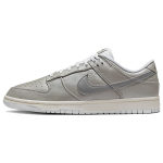Nike Dunk "Metallic Silver"