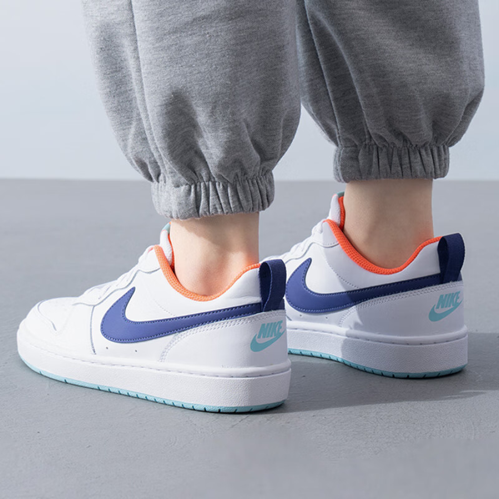 Nike Court Borough Low 2