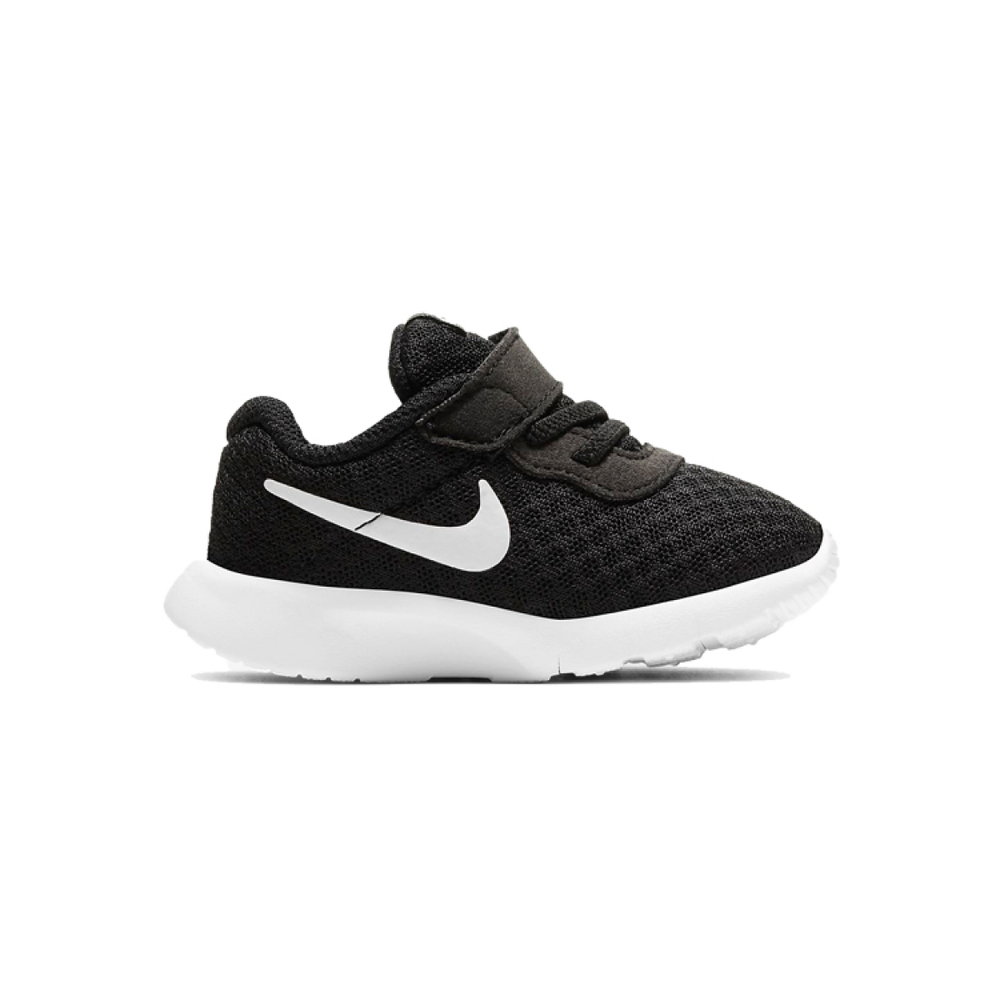 Nike Tanjun
