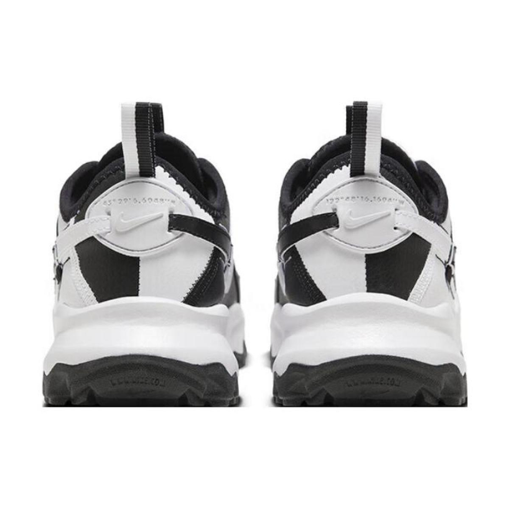 Nike TC 7900