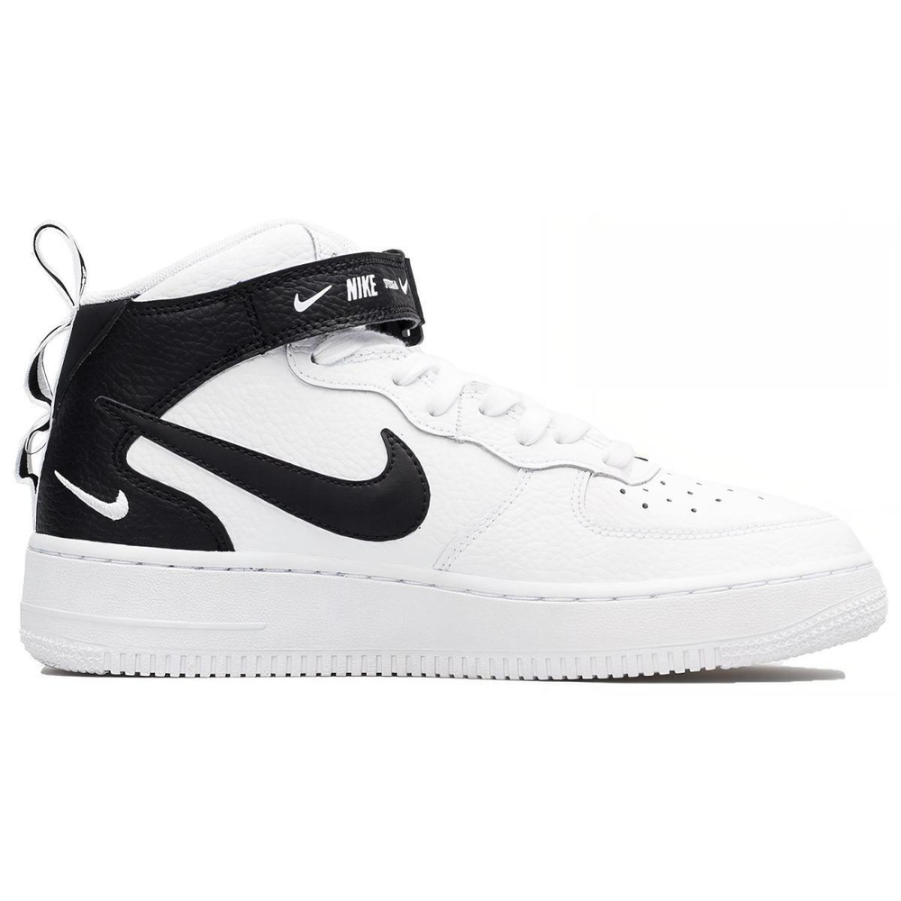 Nike Air Force 1 LV8