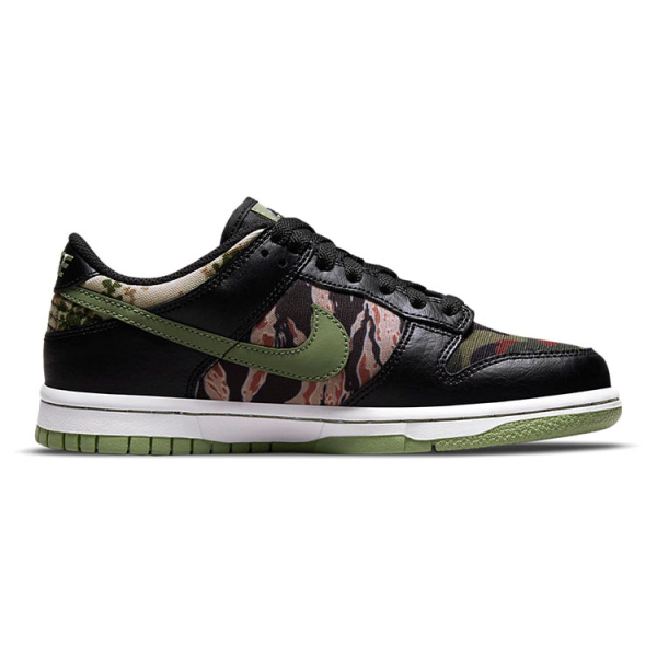 Nike Dunk SE "Black Multi-Camo"