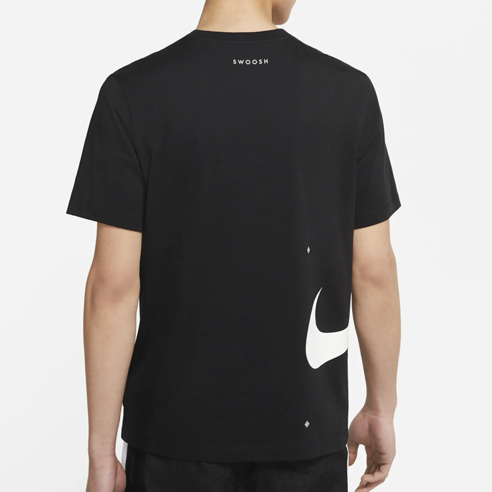 Nike Sportswear Swoosh Club T