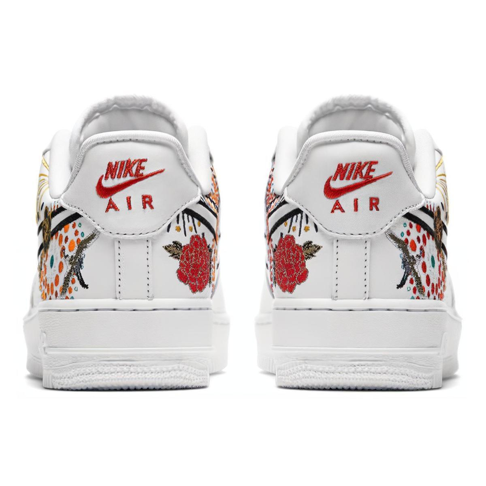 Nike Air Force 1 07 LNY