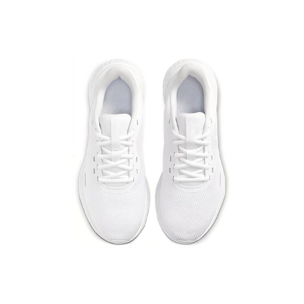 Nike REVOLUTION 5