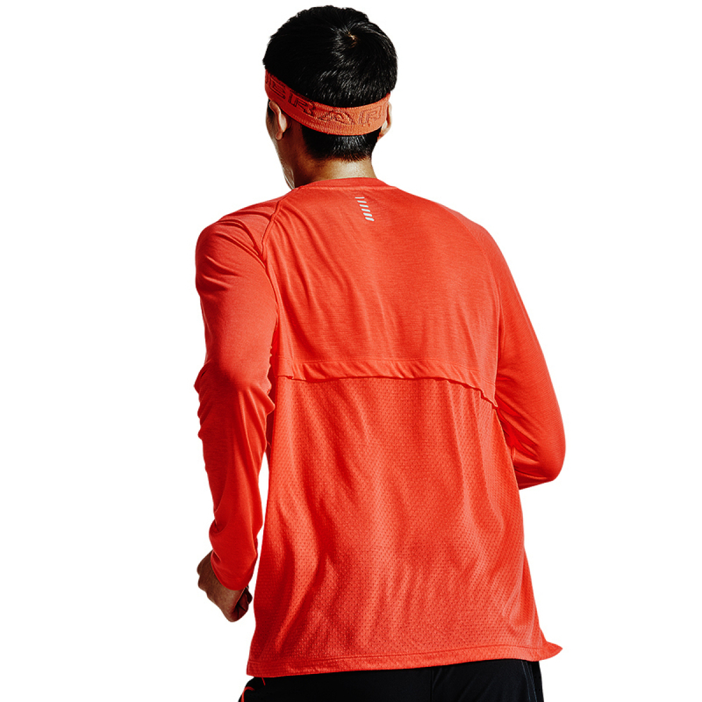 Under Armour logo T