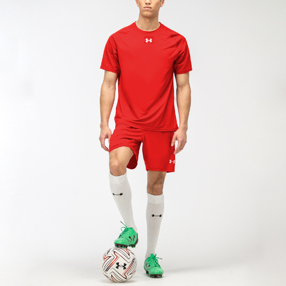 Under Armour T