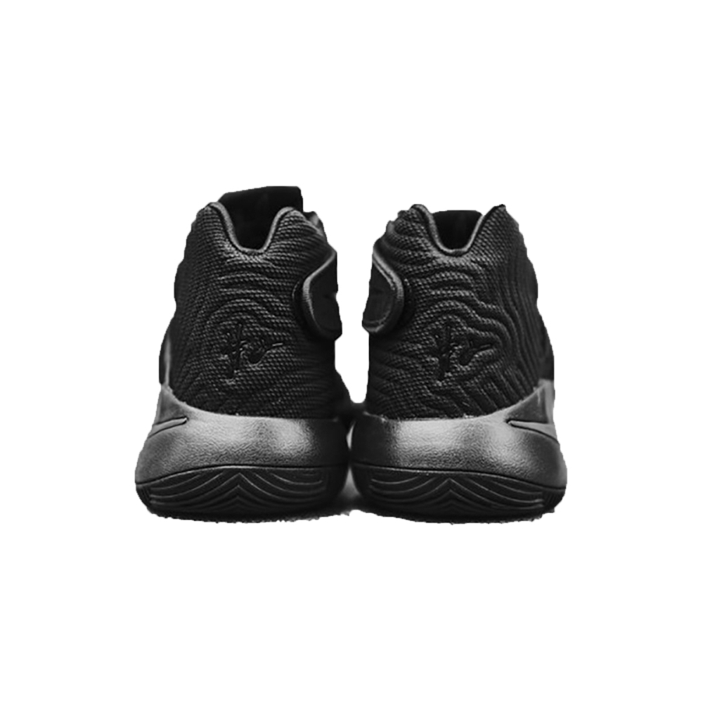 Nike Kyrie 2 "Triple Black"