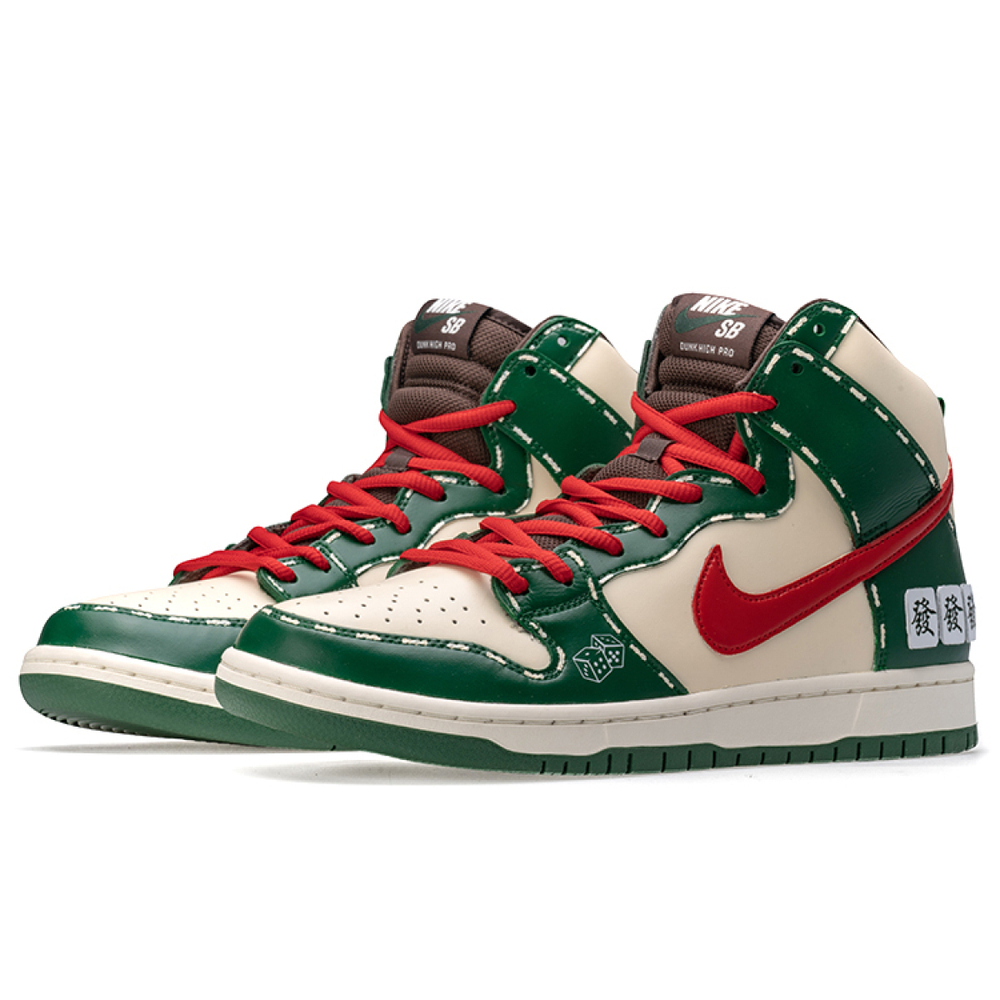 【 】 Nike Dunk SB