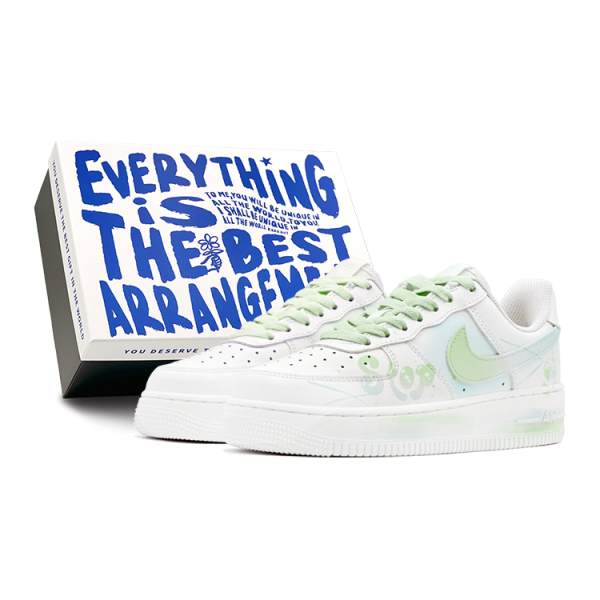 【 】 Nike Air Force 1