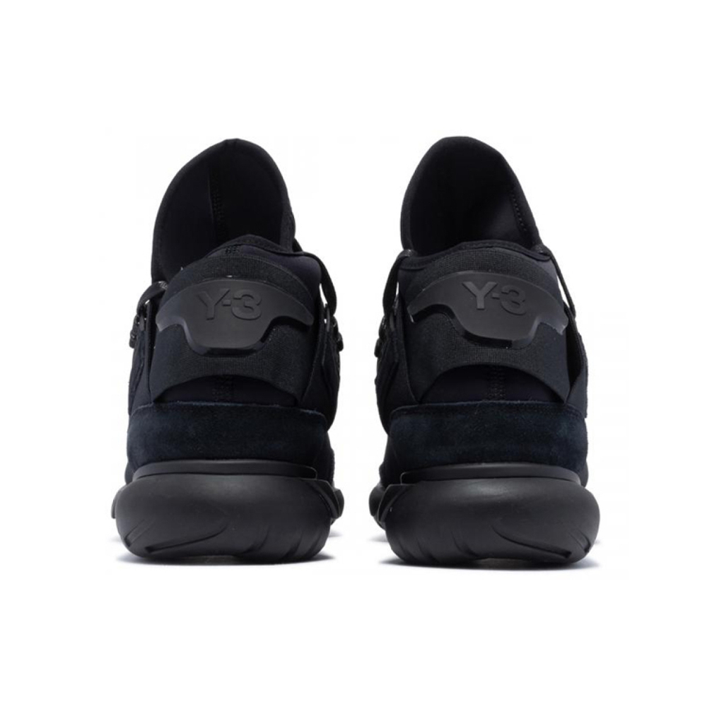 Y-3 Qasa