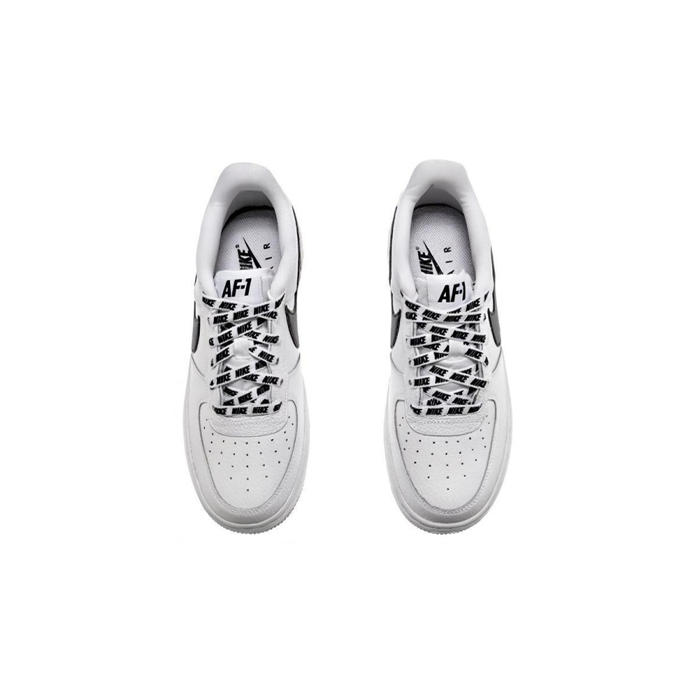 Nike Air Force 1 LV8