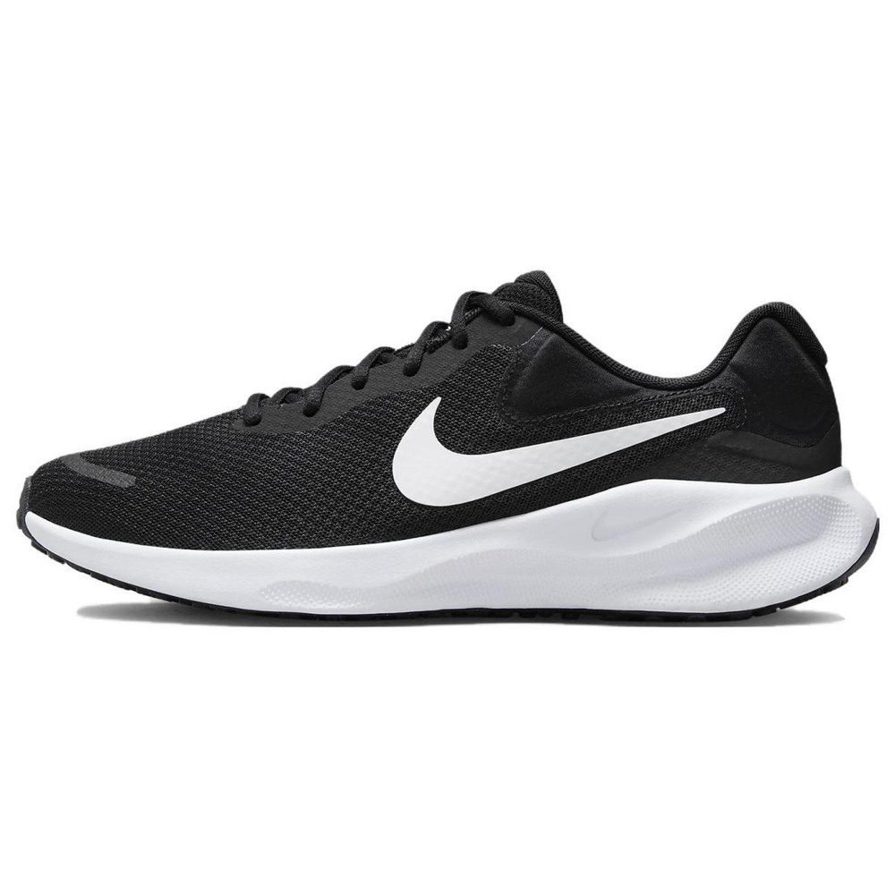 Nike REVOLUTION 7