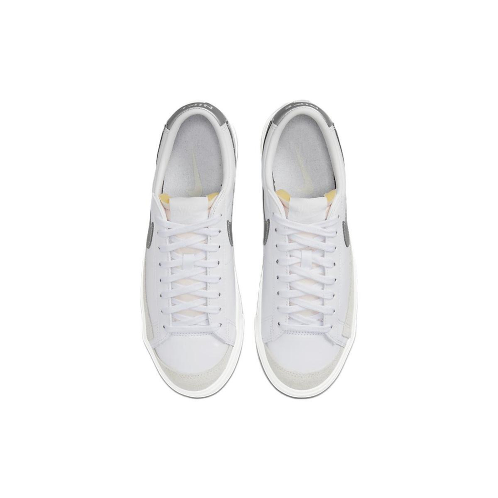 Nike Blazer '77