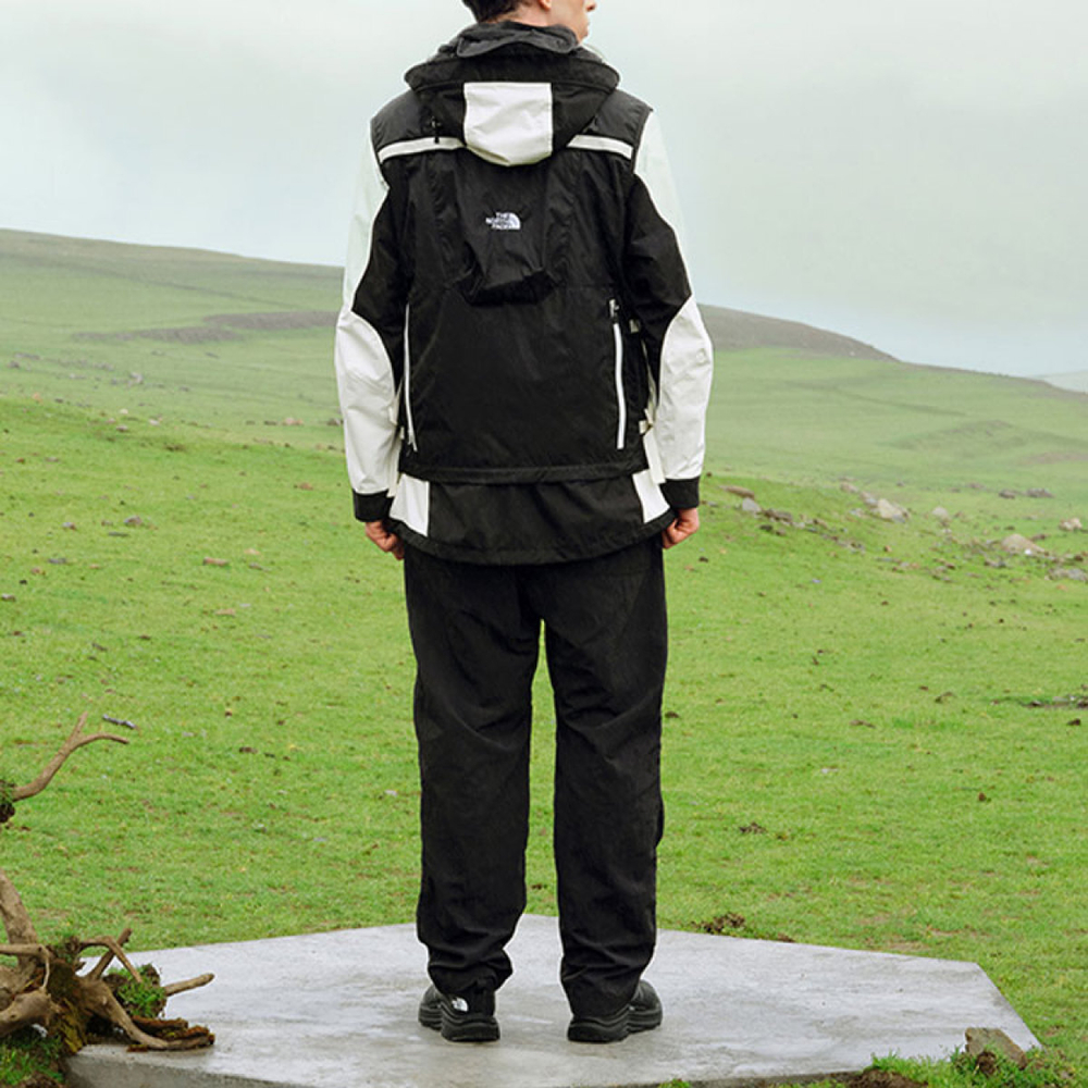 THE NORTH FACE Logo