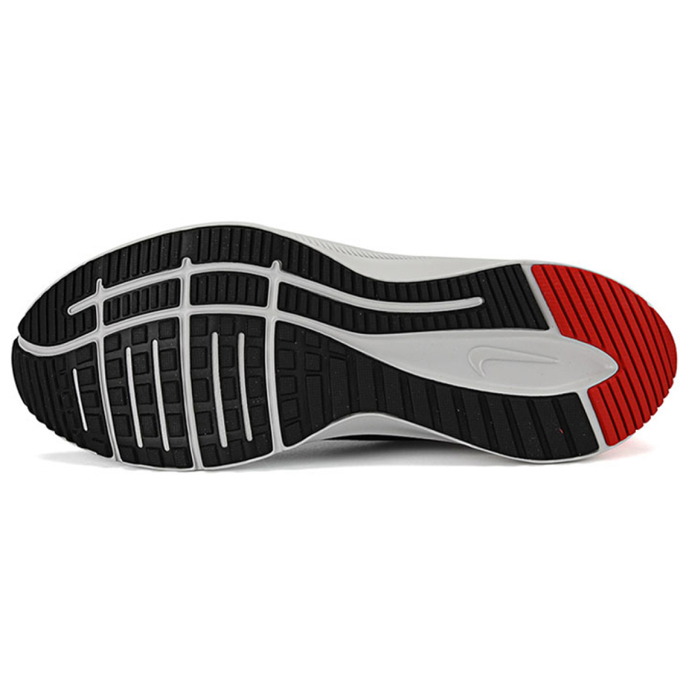 Nike Quest 3