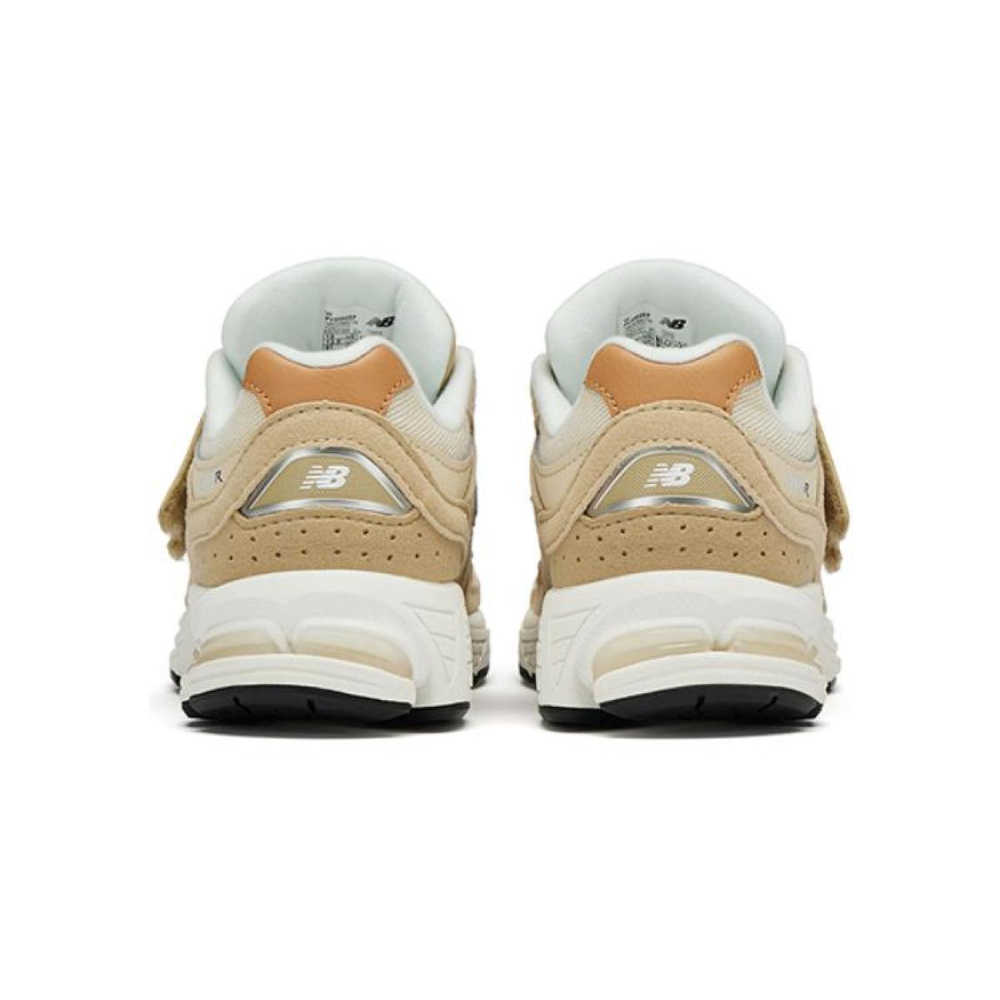 New Balance NB 2002R