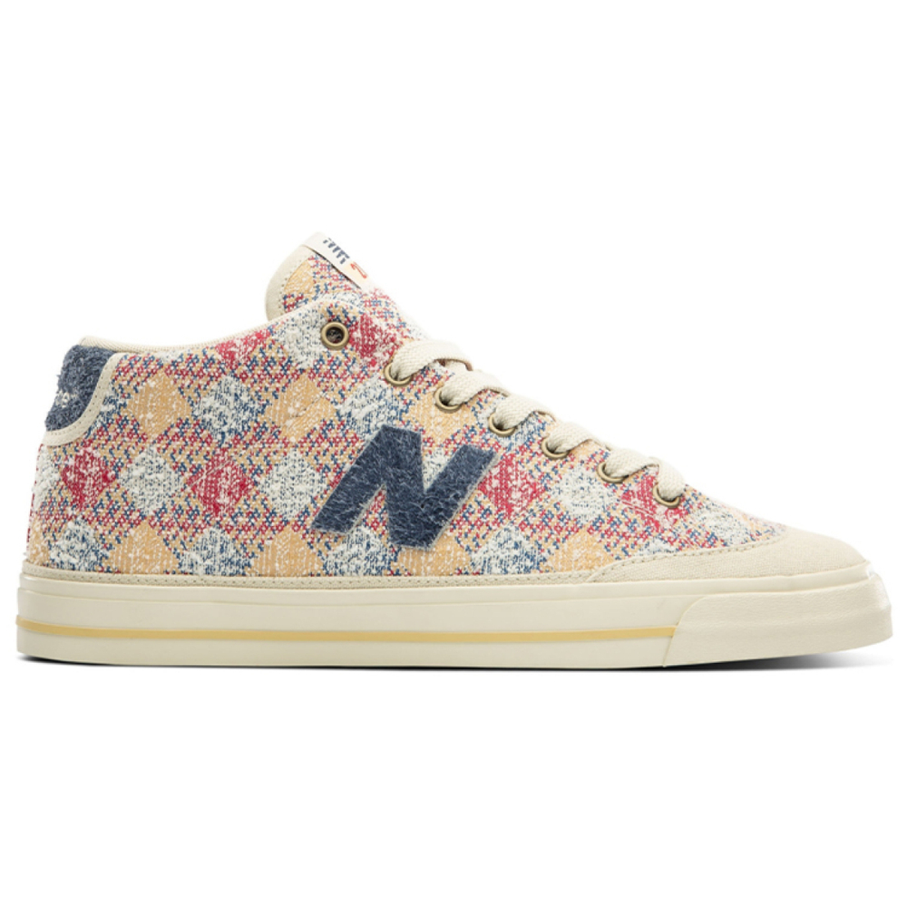 New Balance NB 210 Mid