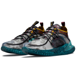 Nike ISPA Black