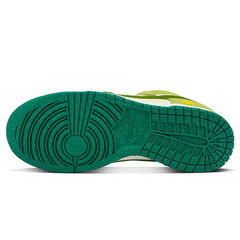 【 】 Nike Dunk Low se "85"