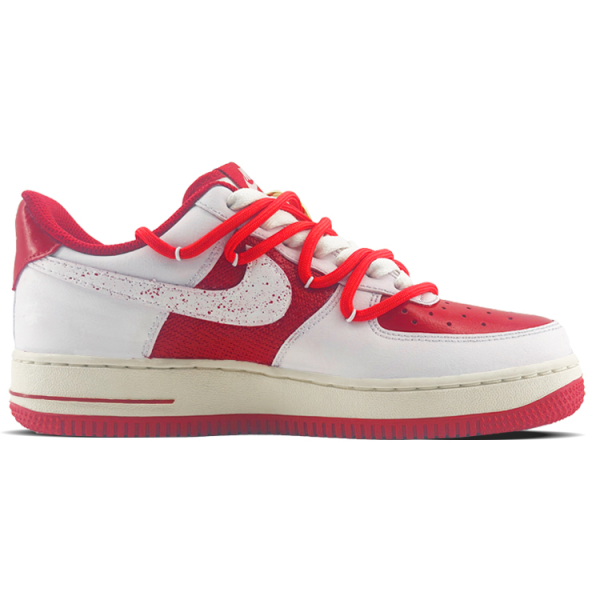 【 】 Nike Air Force 1 Vibe