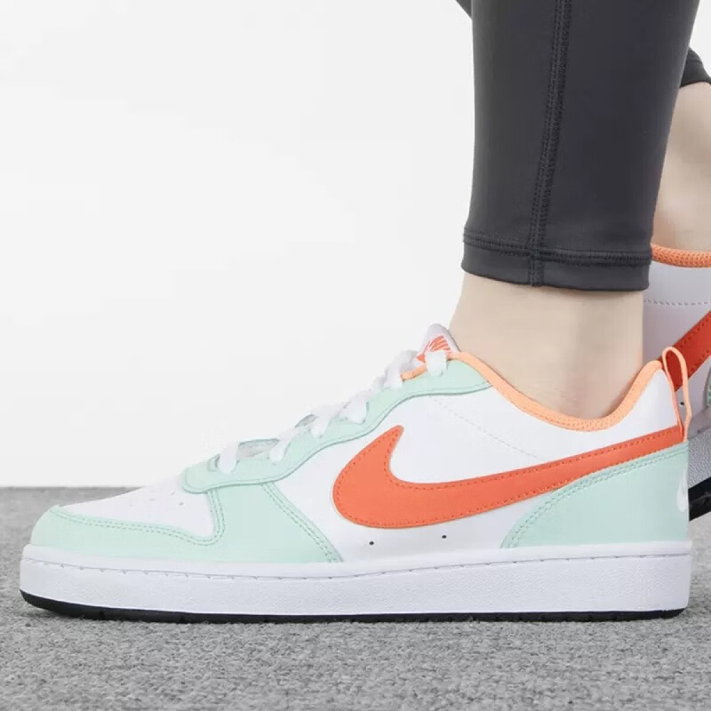 Nike Court Borough Low 2