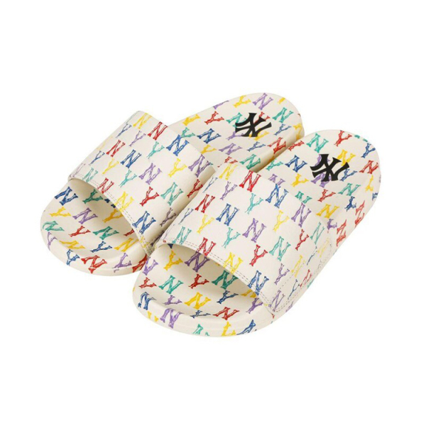 MLB Slipper New Mound Monogram