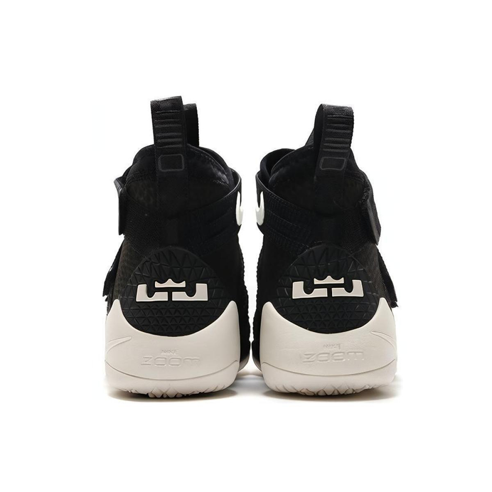 Nike zoom soldier 11 XI SFG 11