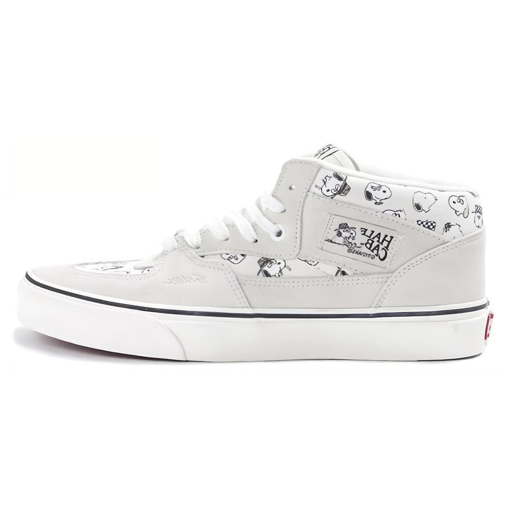 Peanuts x Vans Half Cab Pro Skate Snoopy Family