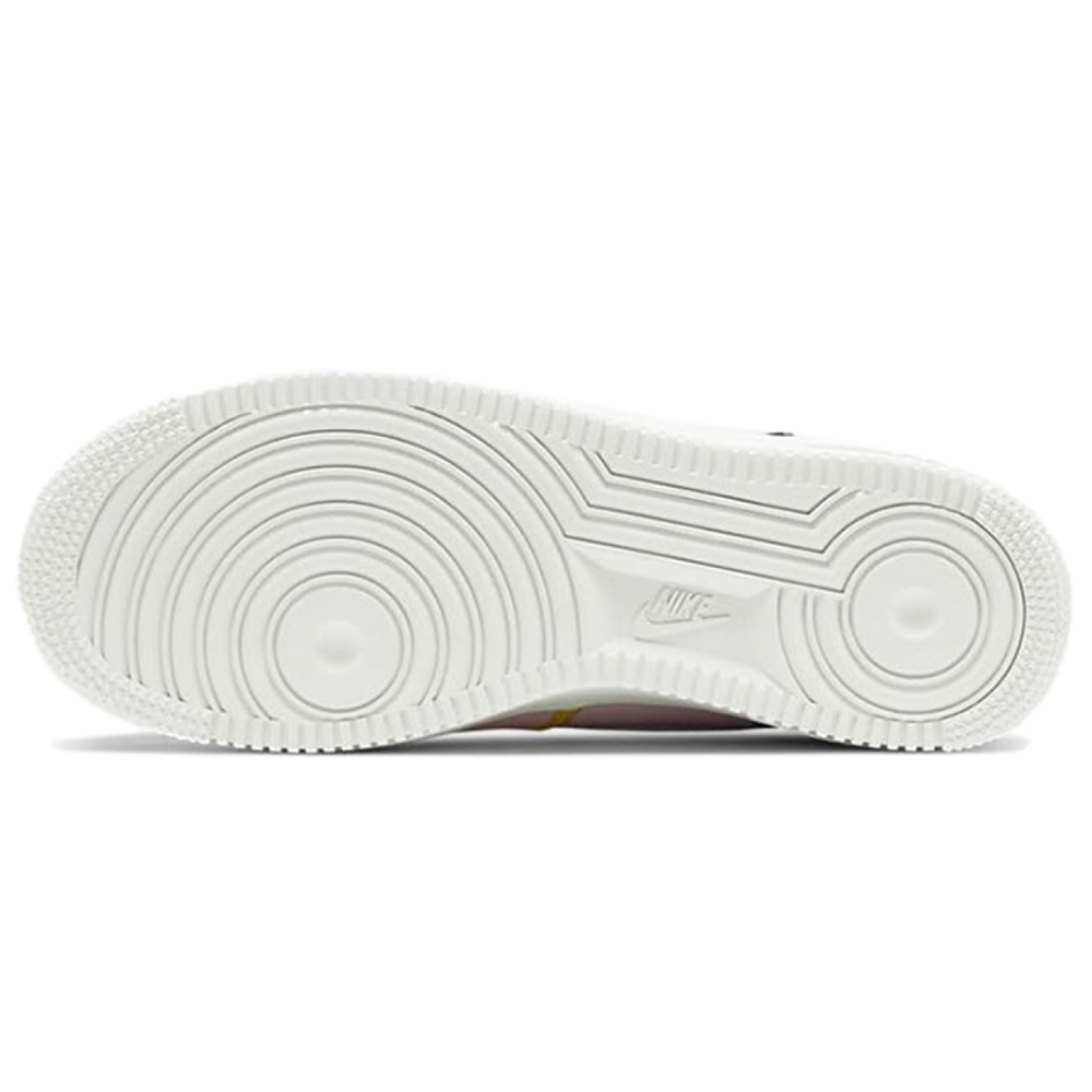 Nike Air Force 1 07 LX