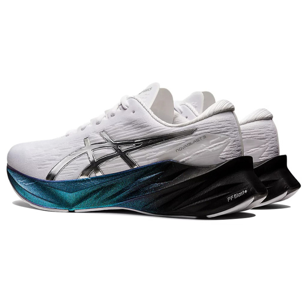 Asics Novablast 3 platinum