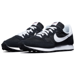 Nike Challenger