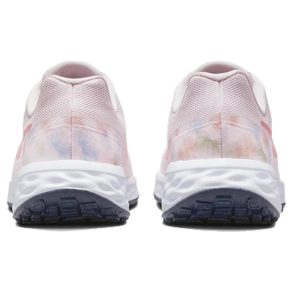 Nike REVOLUTION 6